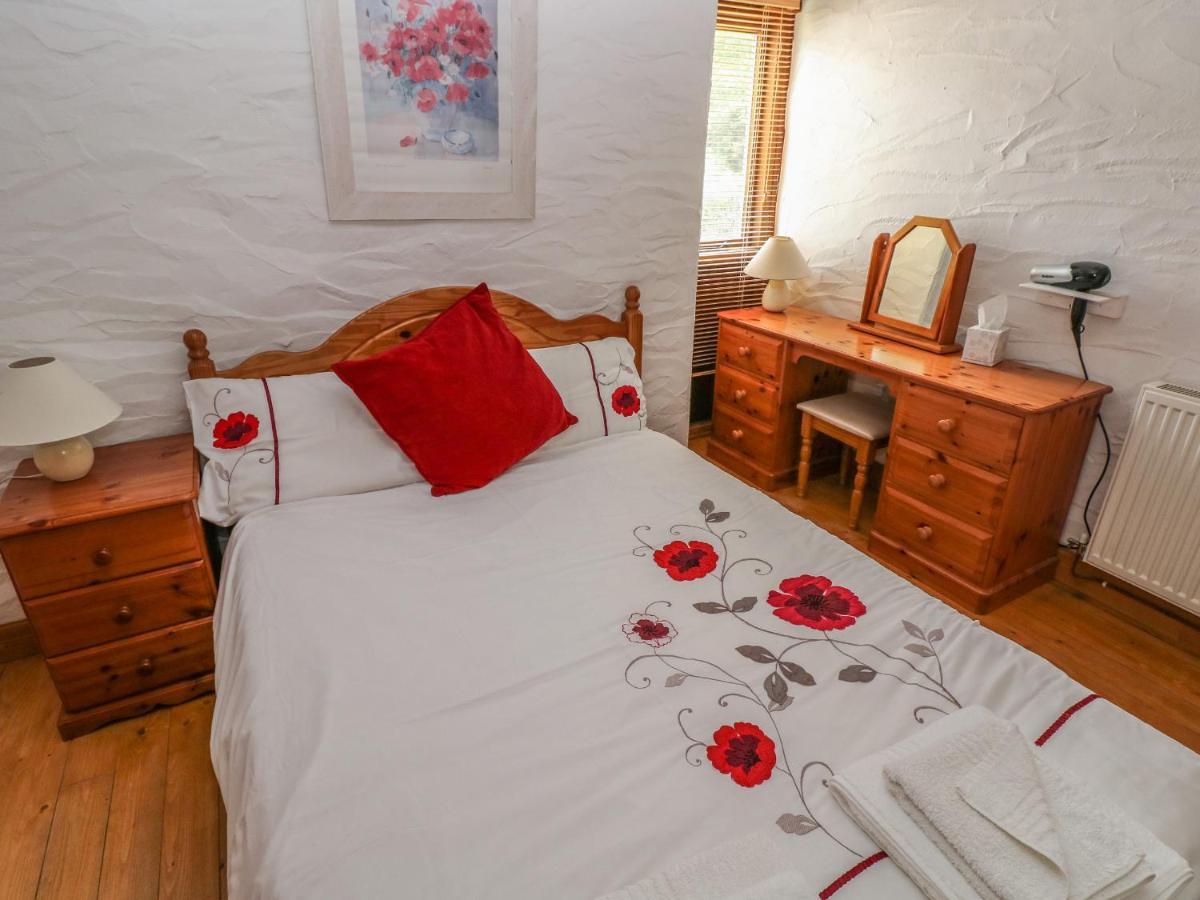 Heather Cottage Милфорд-Хейвен Экстерьер фото